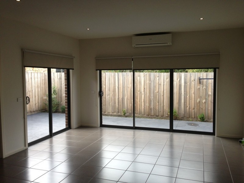 4/18  Darebin Boulevard, Reservoir VIC 3073