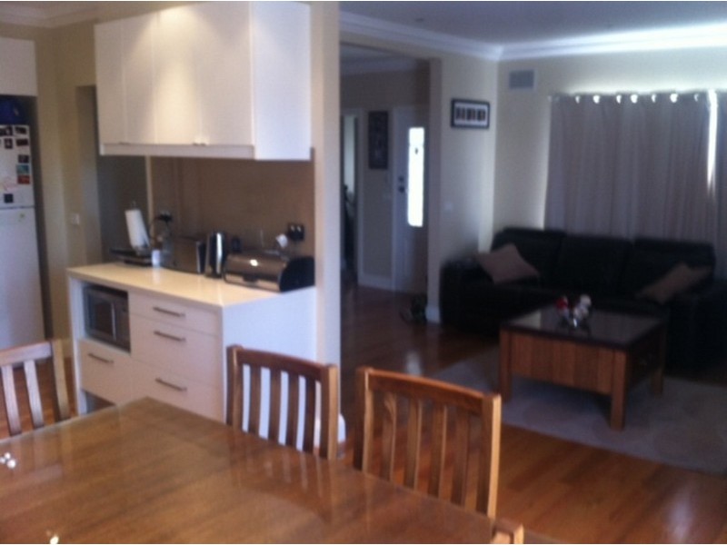 1 Melbourne Avenue, Glenroy VIC 3046