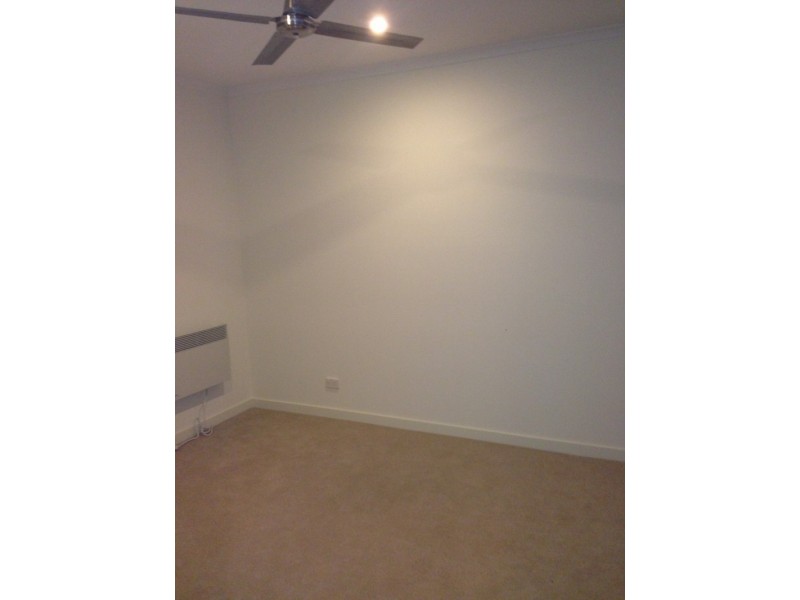 9 Souter Crescent, Footscray VIC 3011