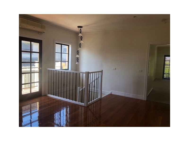 5 Sandpiper Grove, Maribyrnong VIC 3032