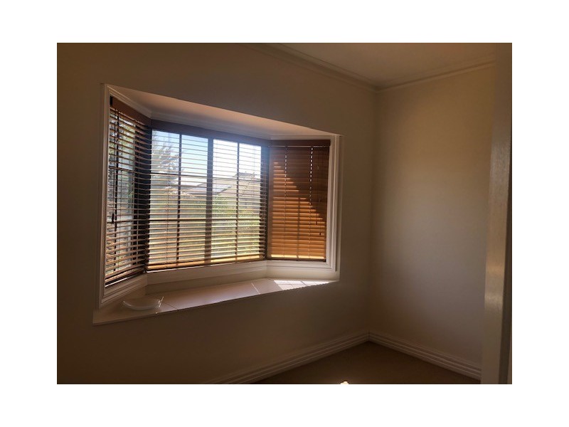 5 Sandpiper Grove, Maribyrnong VIC 3032