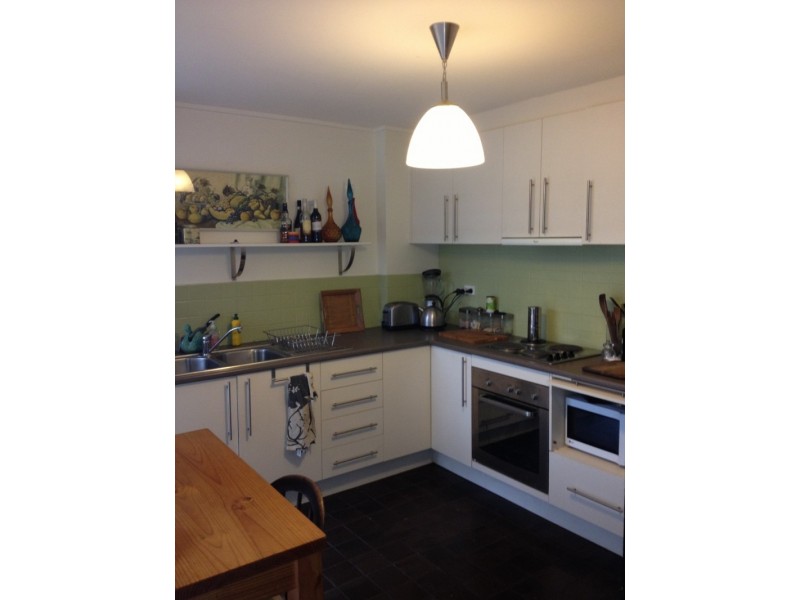 12/9 Fabian Court, Maribyrnong VIC 3032