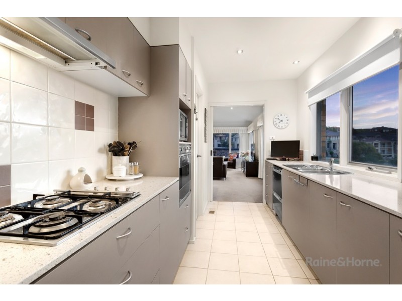 17 Nayook Lane, Maribyrnong VIC 3032