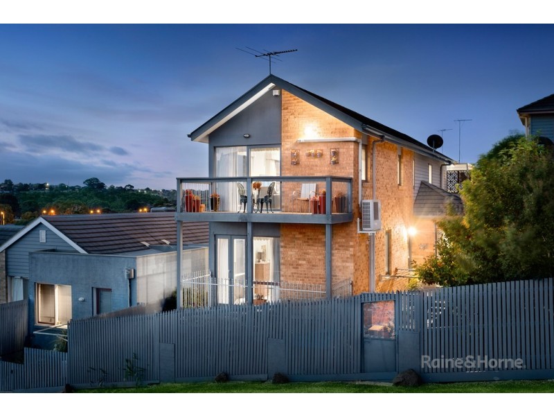 17 Nayook Lane, Maribyrnong VIC 3032