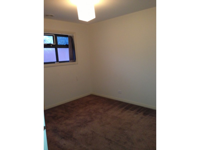 2/43 Chaleyer St, Reservoir VIC 3073