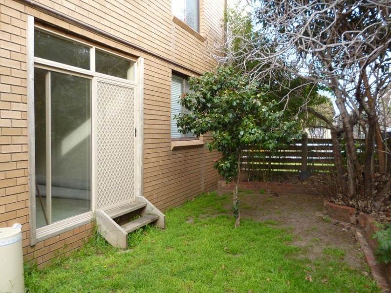 2/188 The Parade, Ascot Vale VIC 3032