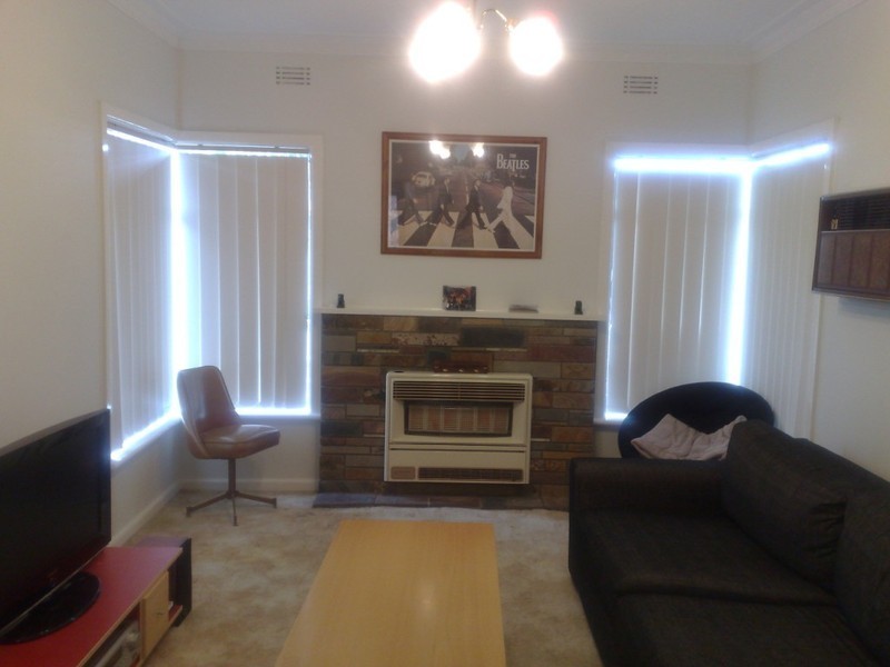 10 Warrs Road, Maribyrnong VIC 3032