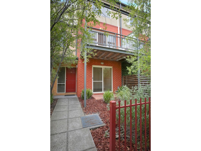 18 Rimfire Walk, Maribyrnong VIC 3032