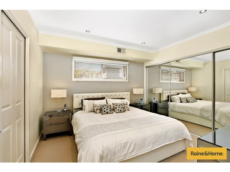 2 Navy Close, Maribyrnong VIC 3032