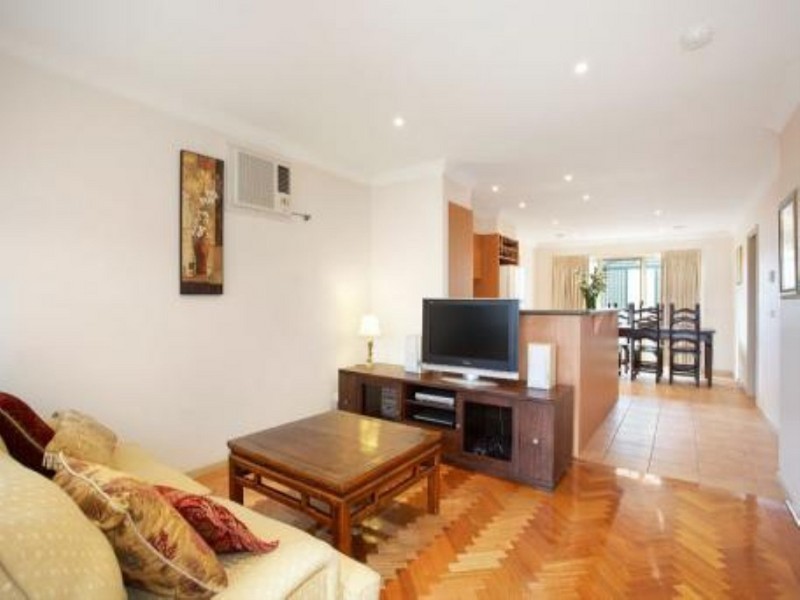 1/20 Gertz Avenue, Reservoir VIC 3073