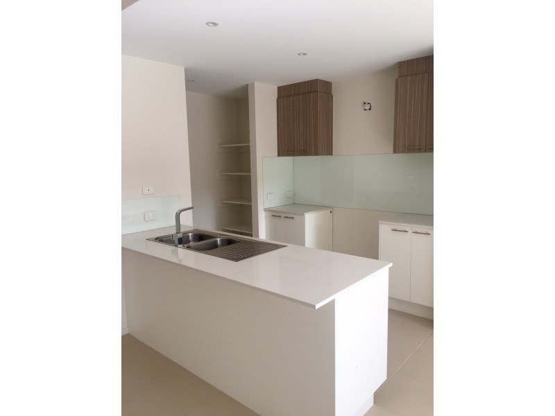 29 Airmaid Drive, Williams Landing VIC 3027