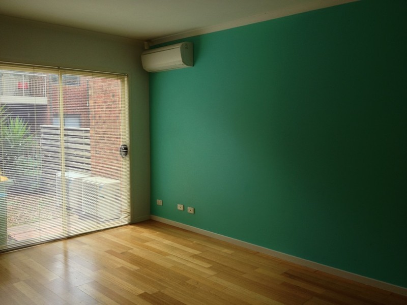 17 Ribbony Walk, Maribyrnong VIC 3032