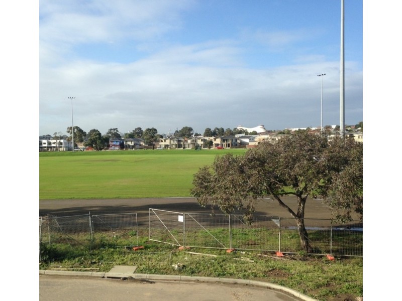 33 Aspect Avenue, Ascot Vale VIC 3032