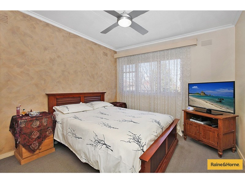 9/64 Holmes Road, Moonee Ponds VIC 3039