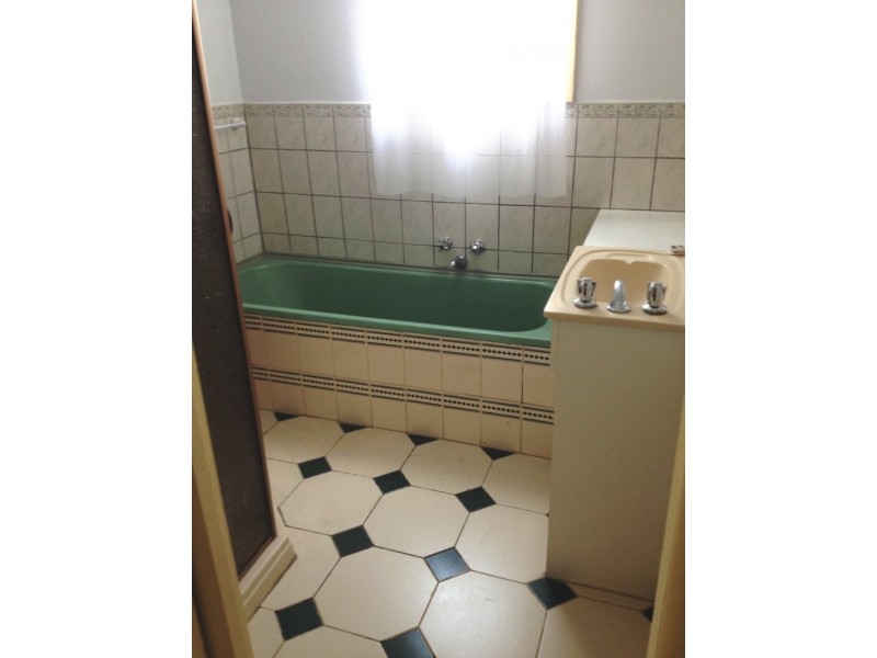 42 Charles Street, Ascot Vale VIC 3032