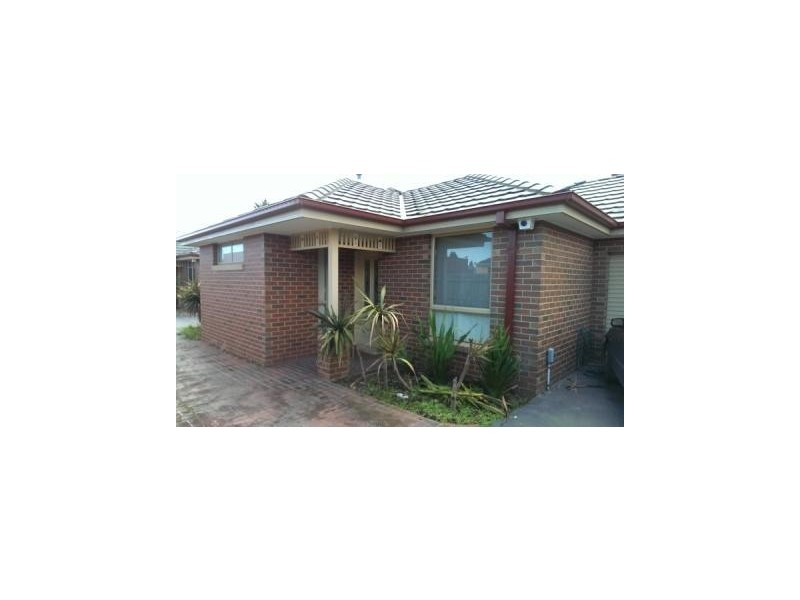 2/31  Tucker Street, Fawkner VIC 3060