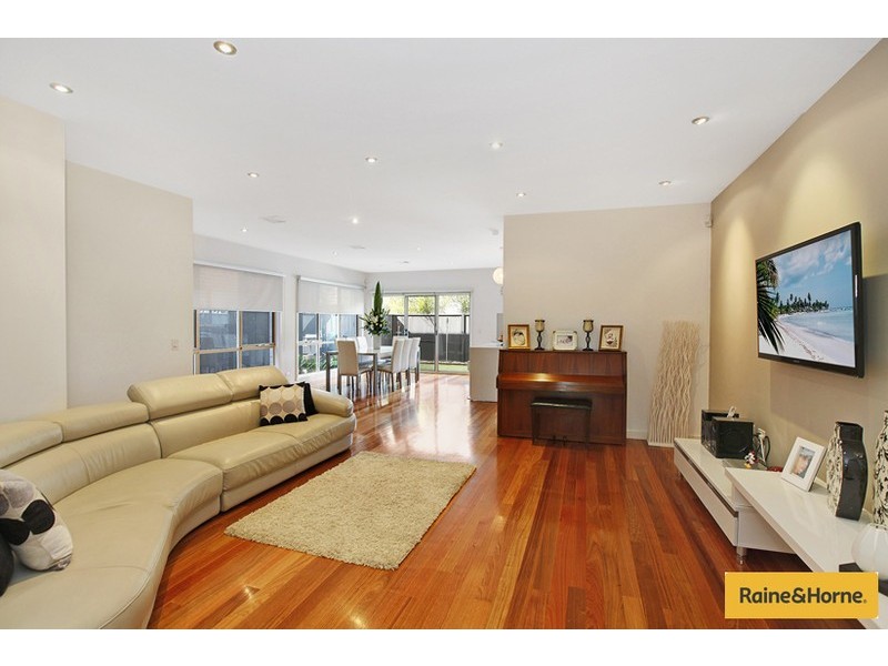 11 Ibis Place, Maribyrnong VIC 3032