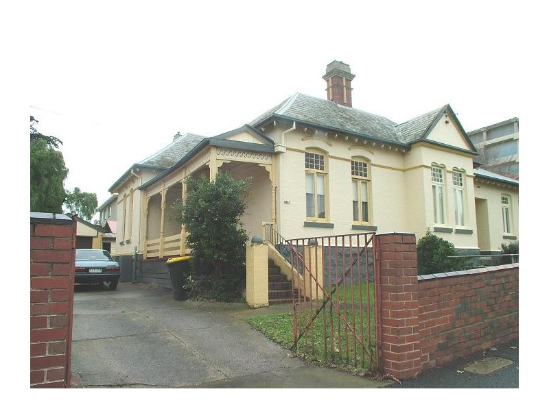 102 Holmes Road, Moonee Ponds VIC 3039