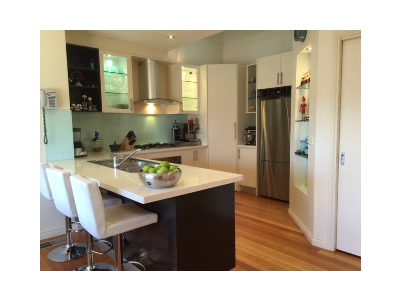 2/129 Raleigh Road, Maribyrnong VIC 3032