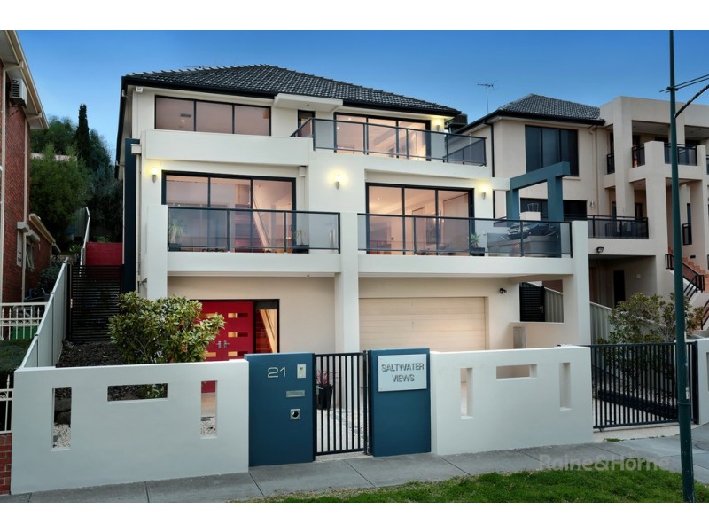 21 Saltwater Crescent, Maribyrnong VIC 3032