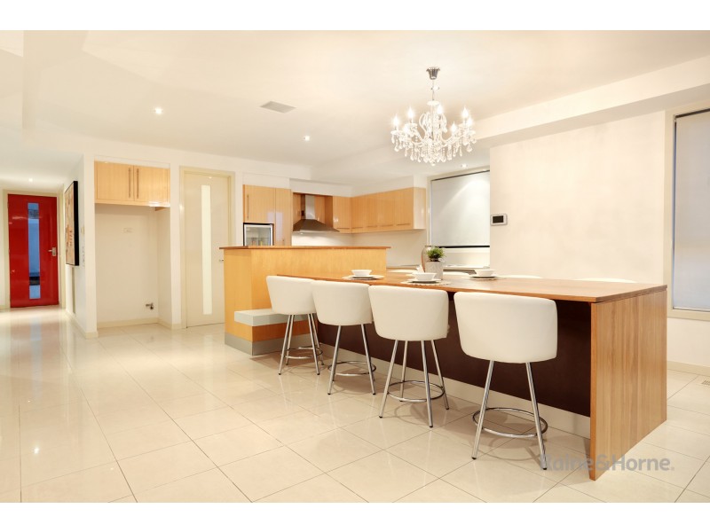 21 Saltwater Crescent, Maribyrnong VIC 3032