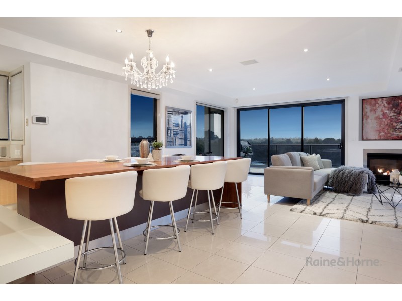 21 Saltwater Crescent, Maribyrnong VIC 3032