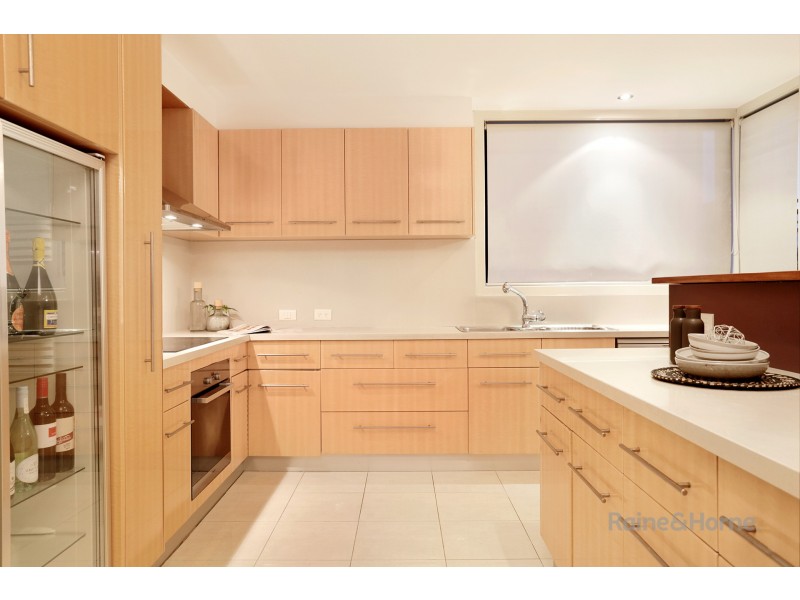 21 Saltwater Crescent, Maribyrnong VIC 3032