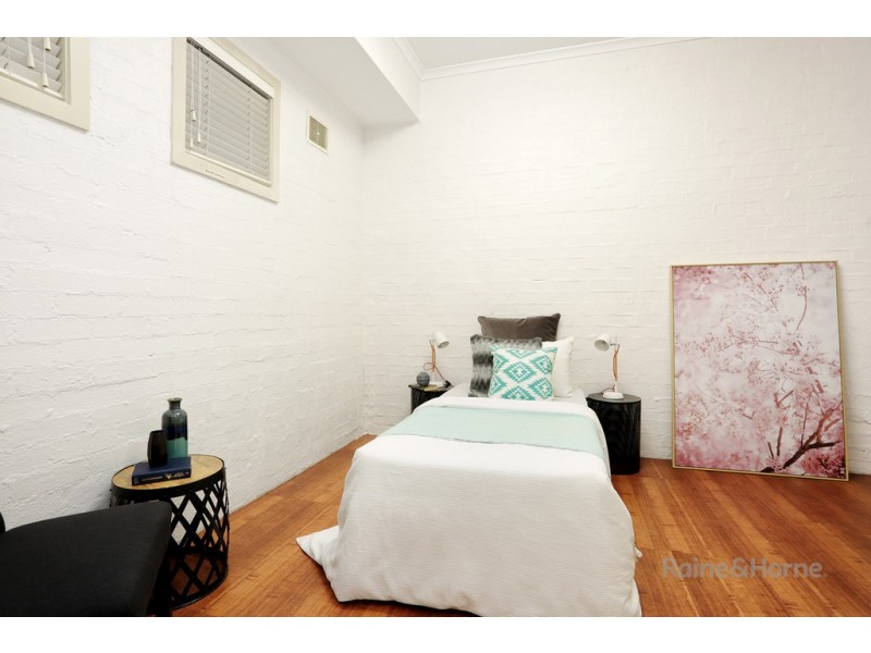 21 Saltwater Crescent, Maribyrnong VIC 3032