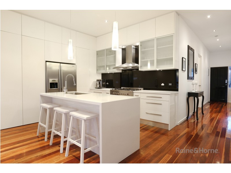 21 Duffy Street, Maribyrnong VIC 3032