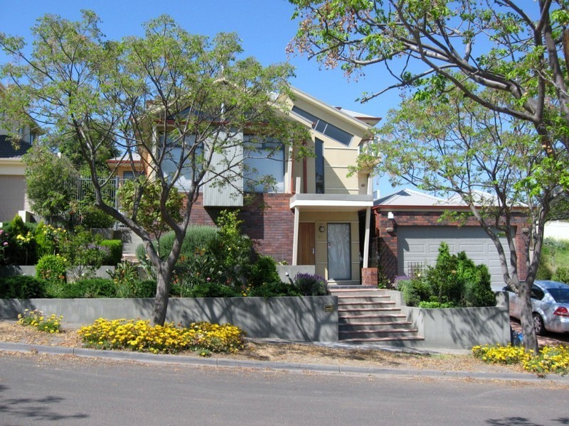 53 Cedar Drive, Maribyrnong VIC 3032