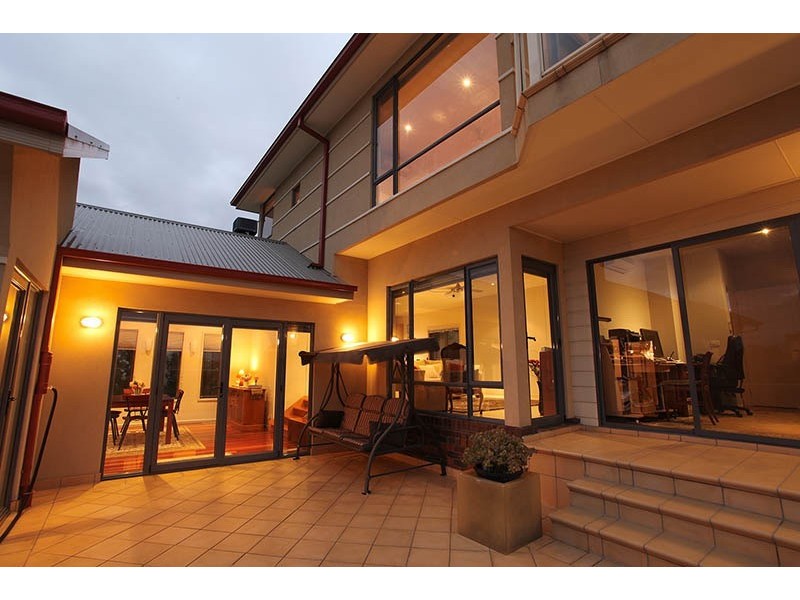 53 Cedar Drive, Maribyrnong VIC 3032
