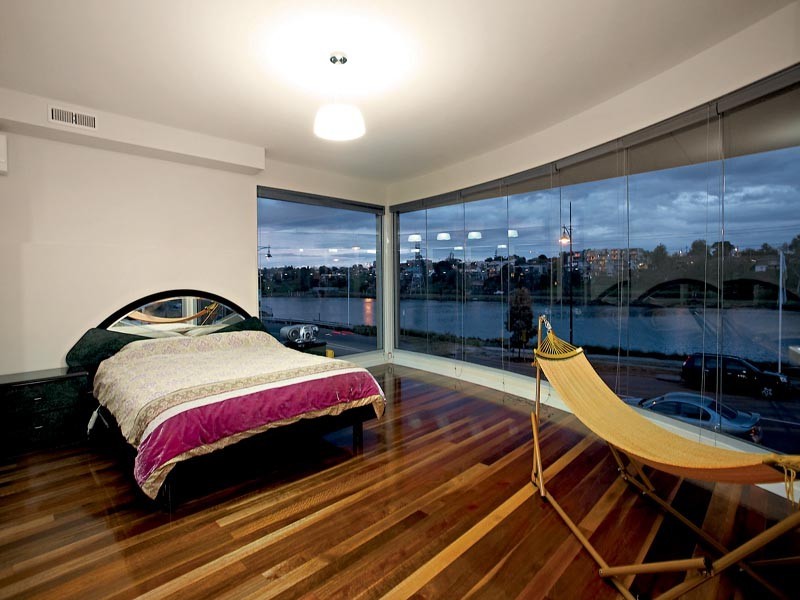 50 Cumberland Drive, Maribyrnong VIC 3032