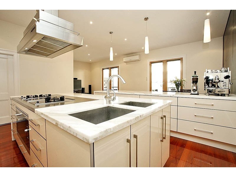 25 The Parade, Ascot Vale VIC 3032