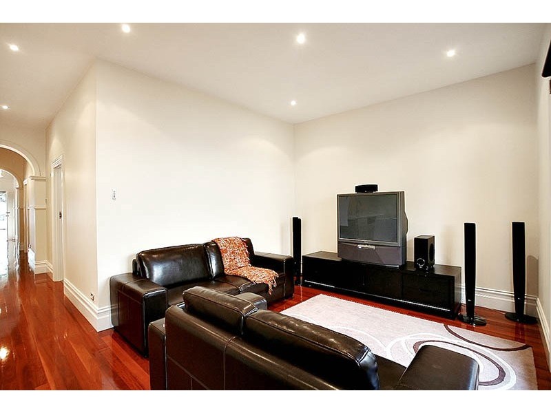 25 The Parade, Ascot Vale VIC 3032