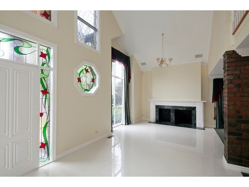 8 Kilee Place, Avondale Heights VIC 3034