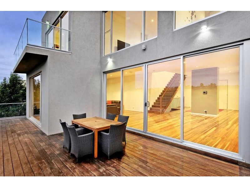 24 Saltwater Crescent, Maribyrnong VIC 3032