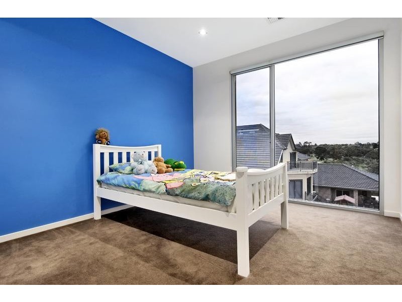 24 Saltwater Crescent, Maribyrnong VIC 3032