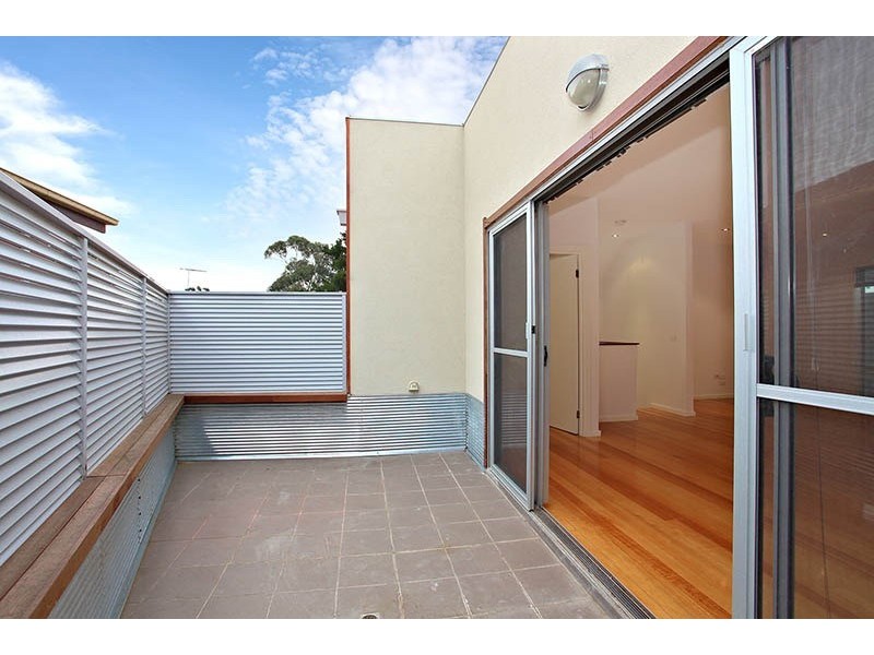 4/48 Middle Road, Maribyrnong VIC 3032