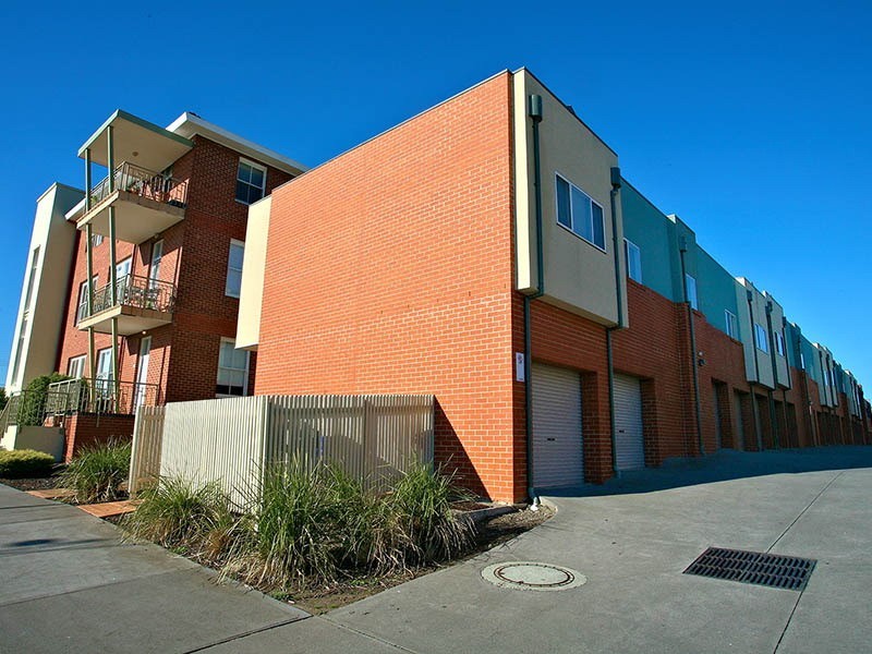 6 Gatehouse Place, Maribyrnong VIC 3032