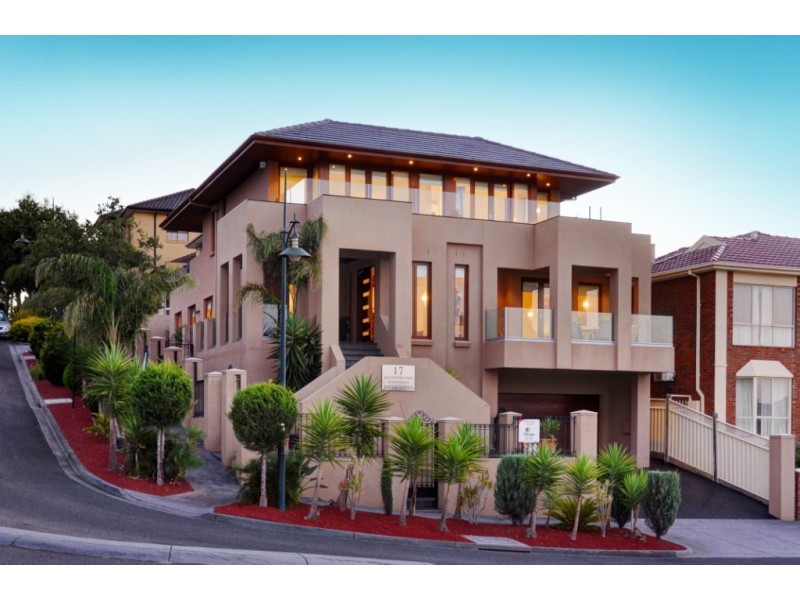 17 Saltwater Crescent, Maribyrnong VIC 3032