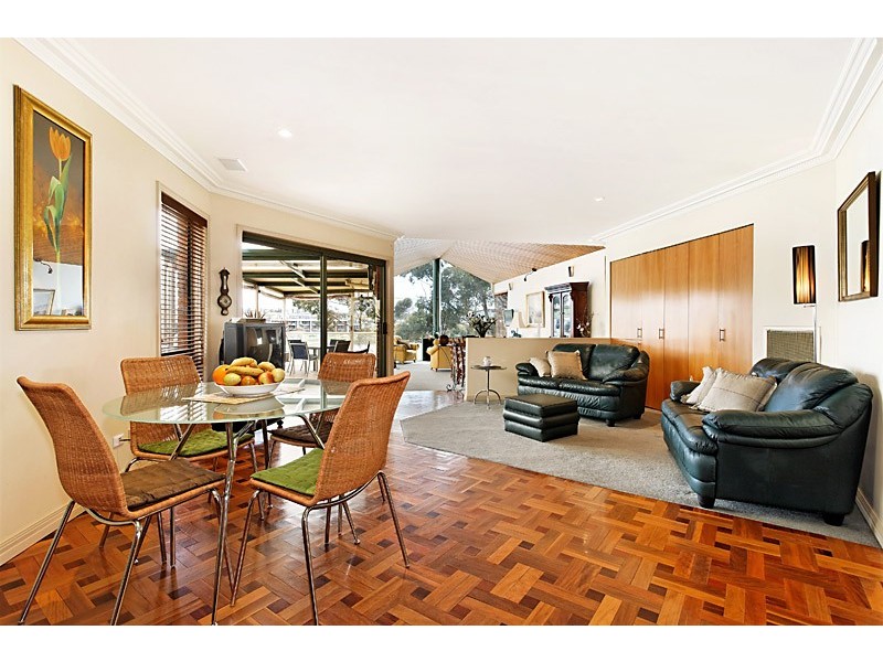 73 Fisher Parade, Ascot Vale VIC 3032