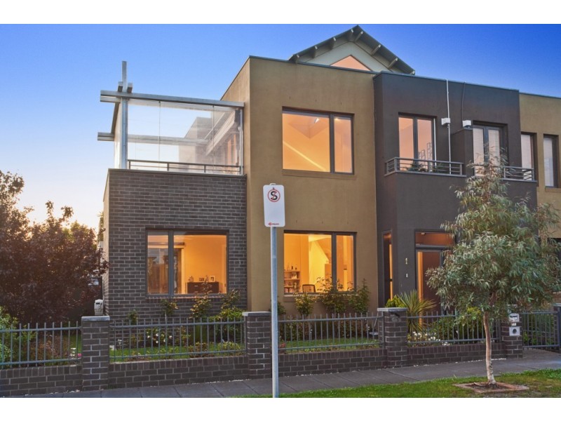 1 Eveline Ave, Maribyrnong VIC 3032