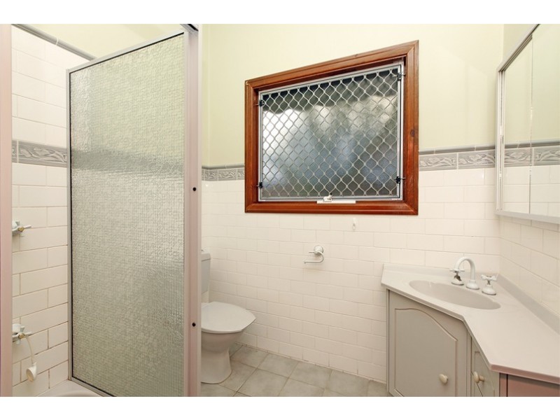 17 The Parade, Ascot Vale VIC 3032