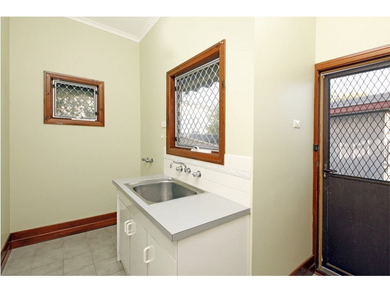 17 The Parade, Ascot Vale VIC 3032