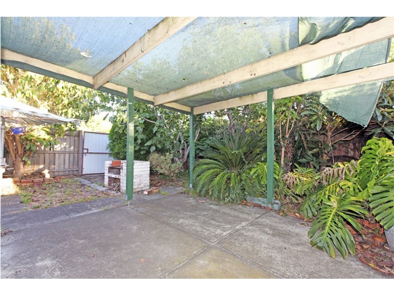 17 The Parade, Ascot Vale VIC 3032