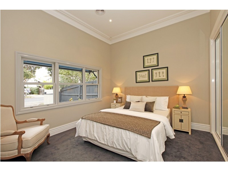 150 The Parade, Ascot Vale VIC 3032