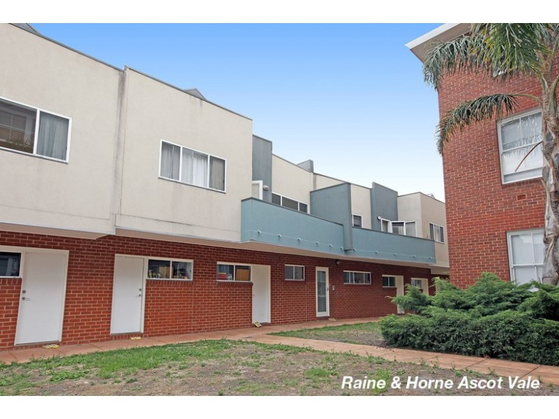 6 Gatehouse Place, Maribyrnong VIC 3032