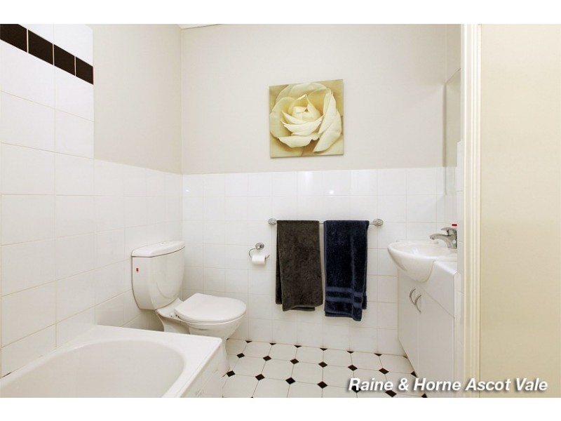 6 Gatehouse Place, Maribyrnong VIC 3032