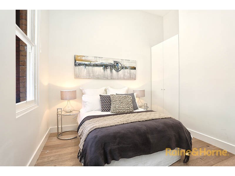 4 The Parade, Ascot Vale VIC 3032