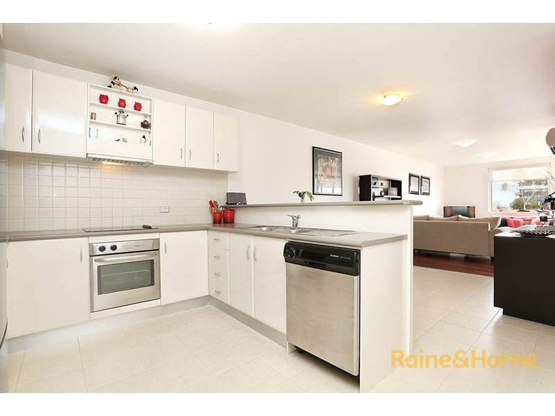 412/77 Village Way, Maribyrnong VIC 3032